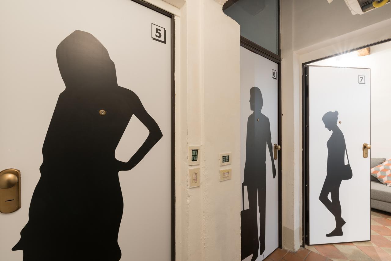 F7 - Santa Croce One Bedroom Flat For 2 Or 3 Guests 佛罗伦萨 外观 照片