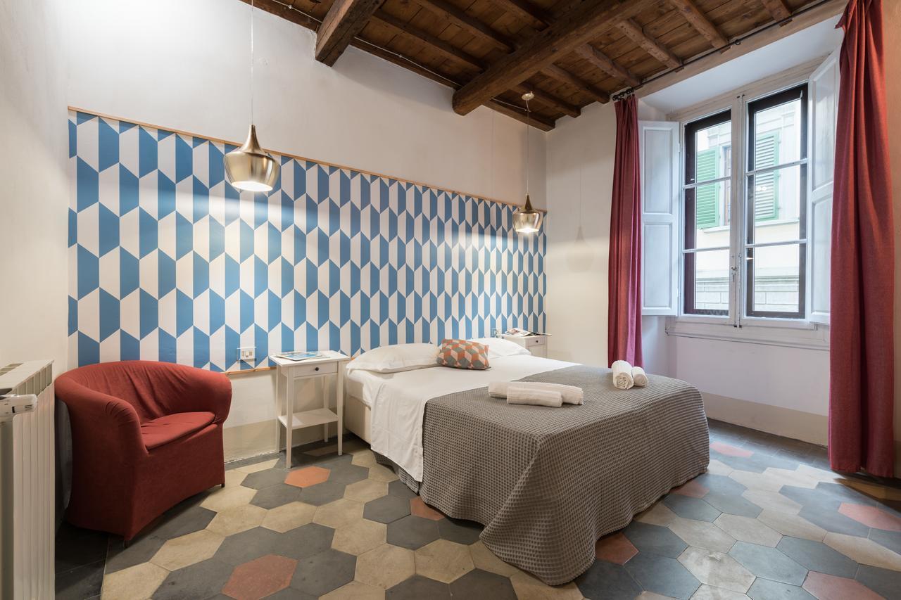 F7 - Santa Croce One Bedroom Flat For 2 Or 3 Guests 佛罗伦萨 外观 照片
